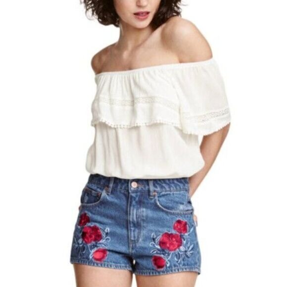 H&M X COACHELLA High-Rise Floral Embroidery Jean Shorts Sz 6 - Picture 1 of 11